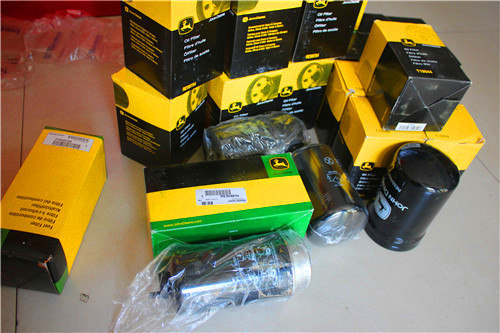 約翰迪爾4045發(fā)動(dòng)機(jī)配件：選擇與維護(hù)